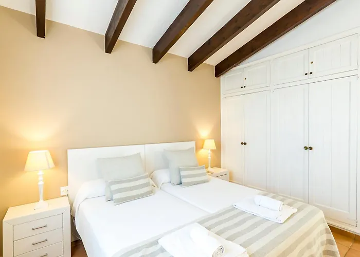 Mariola Villa Sant Lluís